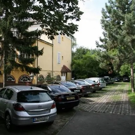 Carpe Diem Hotell 3*